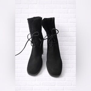 UGG Black Lace-Up Ankle Boots Faux Fur Trim Block Heel Size 7 Winter Booties